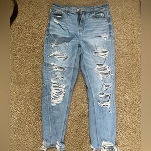 American Eagle Light Wash High Rise Jeans